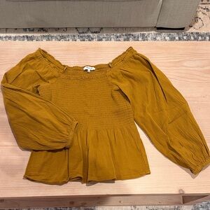Madewell Mustard Smocked Off-Shoulder Peplum Top- SIZE 4!